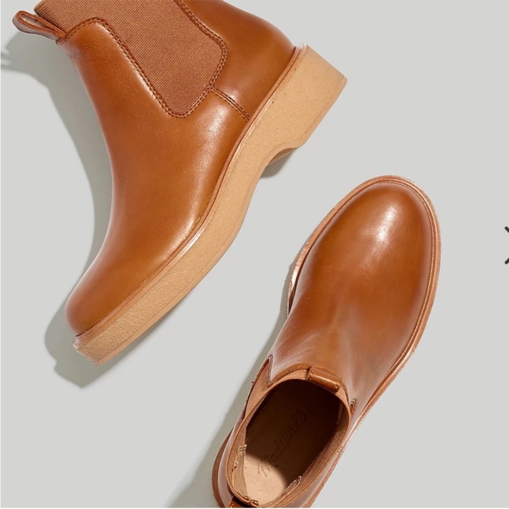 Madewell Camryn Chelsea Boot in Leather